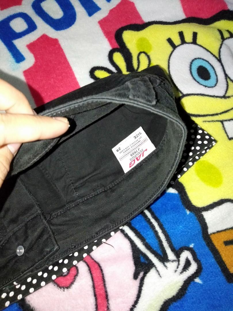 Jag Black short (Category: Other Bottoms) located in Calamba. Submitted by cathyohan (Listing ID 209066146, Image 2). Description: No flaw.
