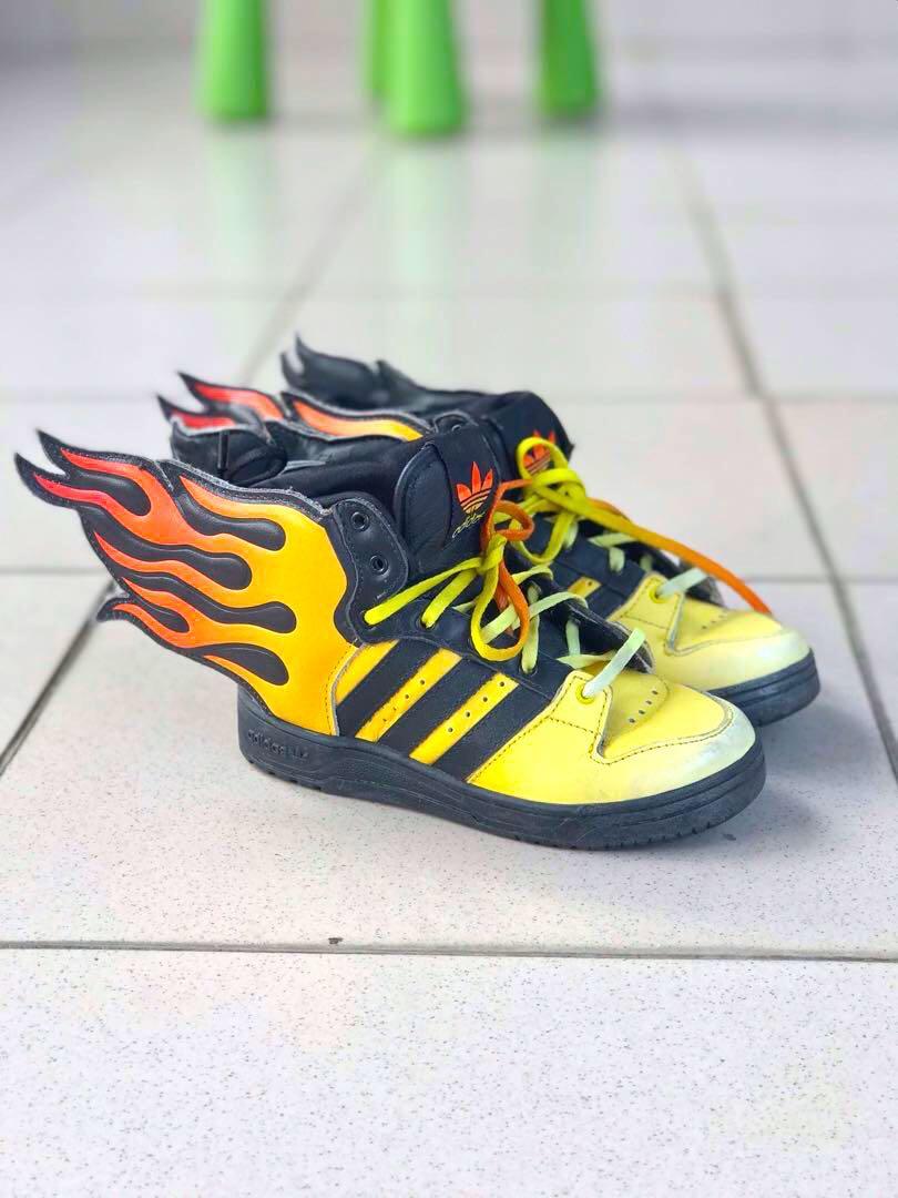 deficiencia montón oficial Kids Adidas Jeremy Scott [Price Reduce], Men's Fashion, Footwear, Sneakers  on Carousell