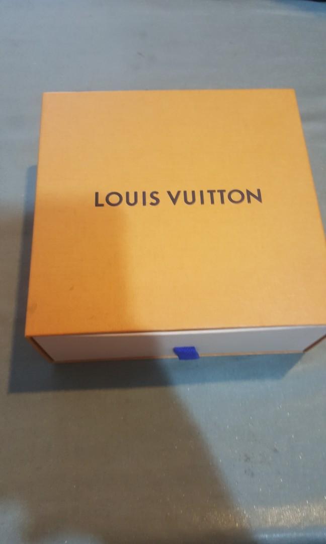 Kotak LV, Luxury, Accessories on Carousell