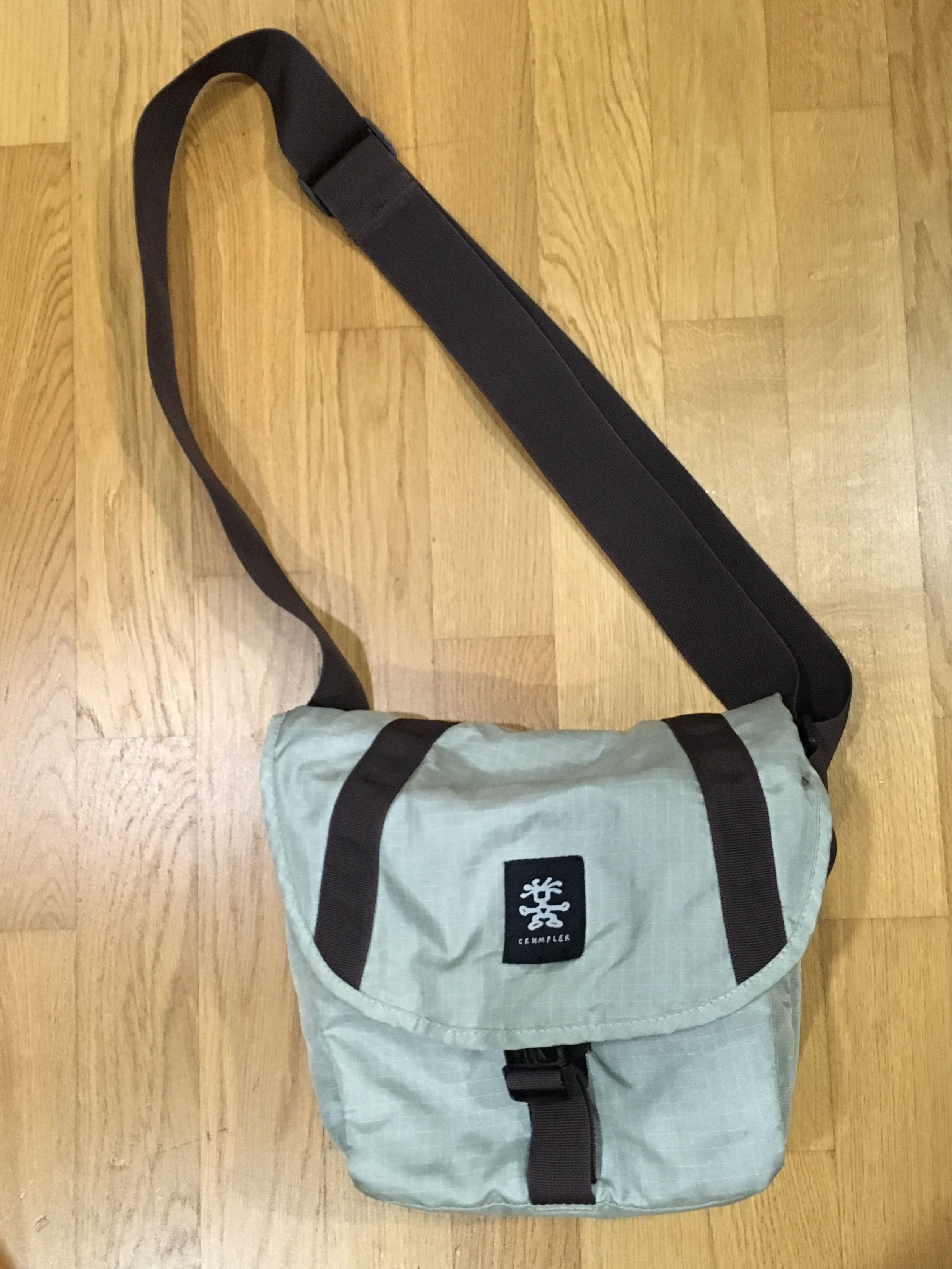 lightweight camera bag