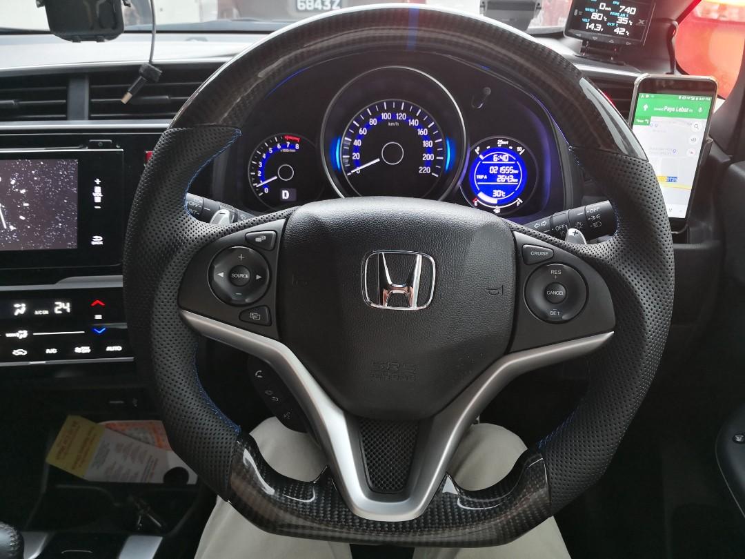 Like New Carbon Fibre Steering Wheel Honda Car Accessories Accessories On Carousell