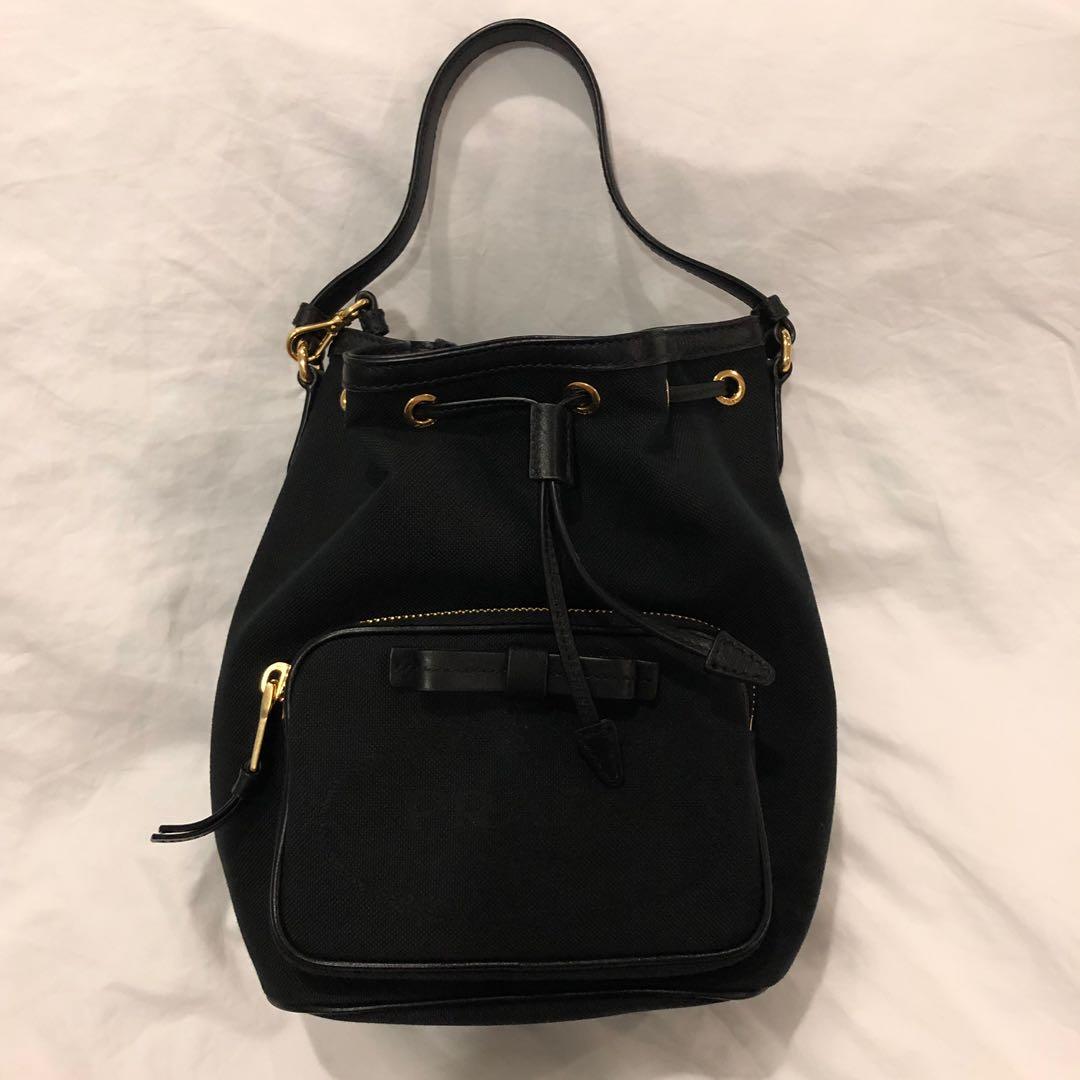 prada women's handbags