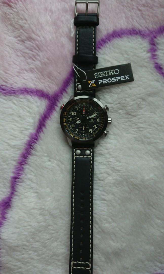 seiko aviator chronograph watch