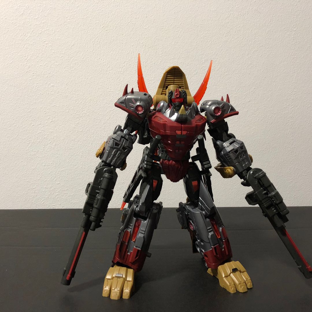 Transformers X PX05 Quirinus (Fall of Cybertron Slag), Hobbies