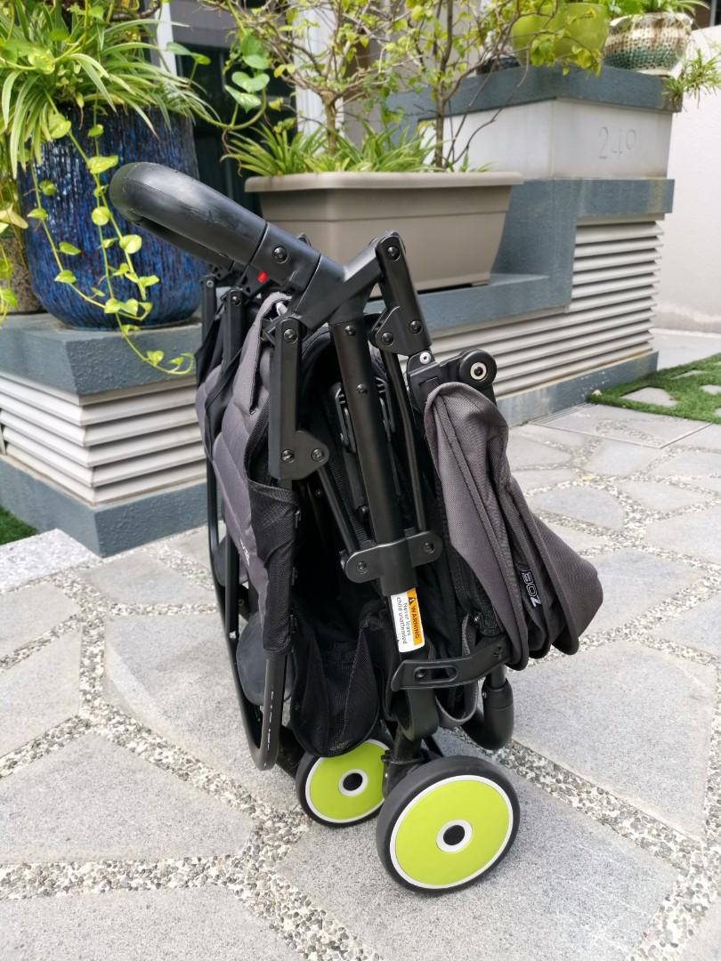 ZOE double stroller Used, Babies & Kids, Going Out, Strollers on