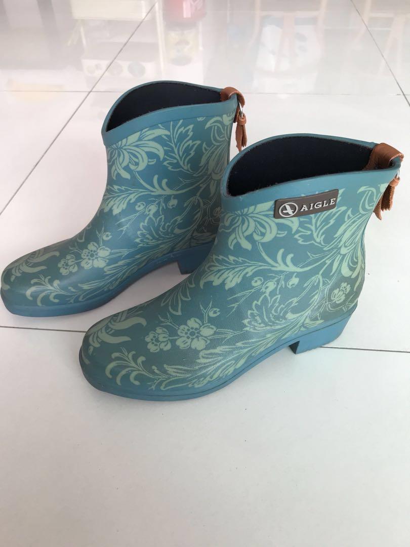 Aigle short on sale rain boots