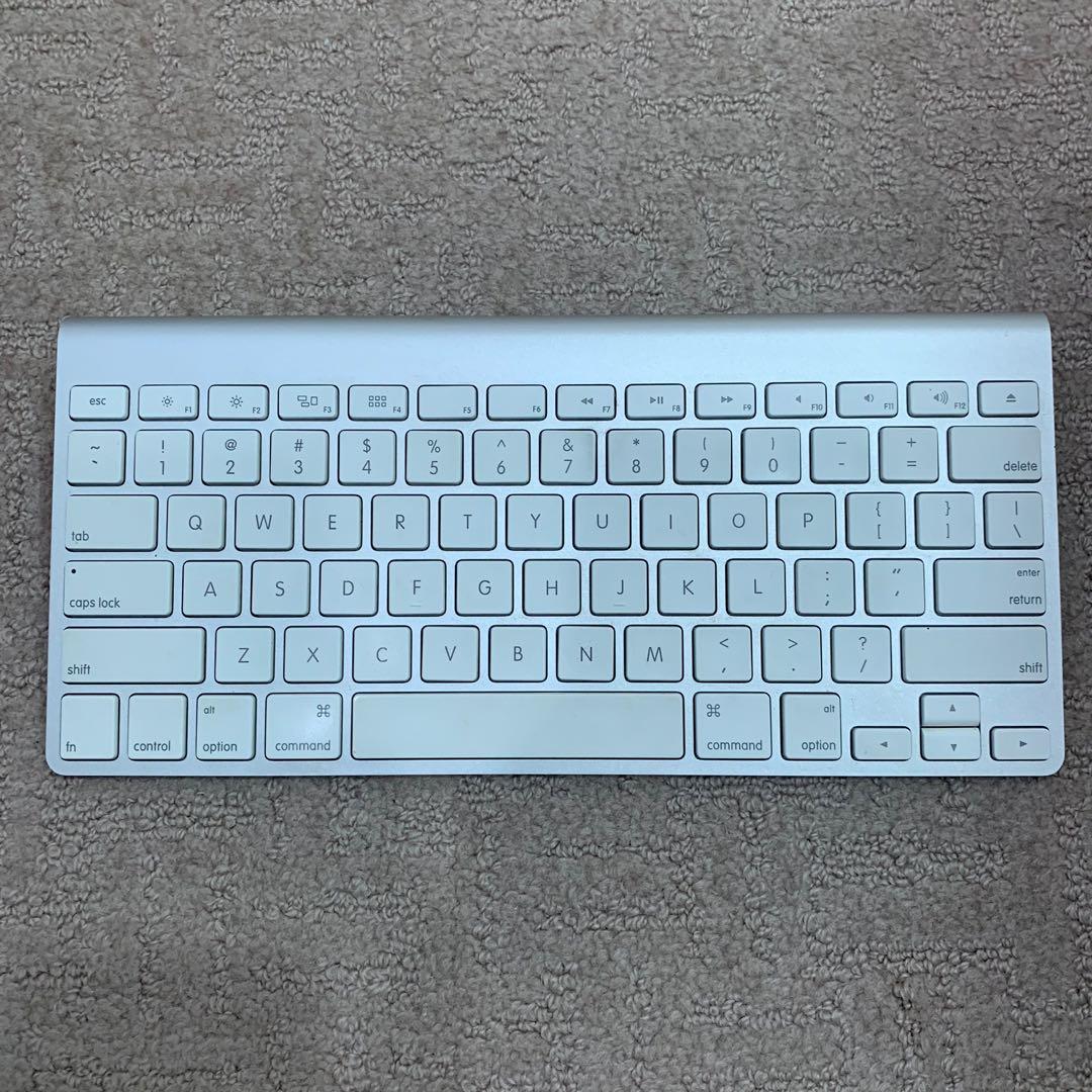 Apple wireless keyboard, Computers & Tech, Parts & Accessories ...