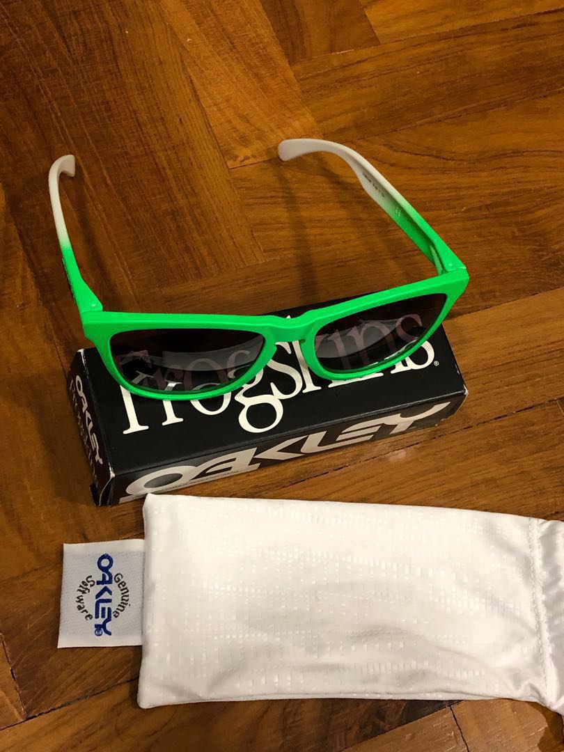 BNIB Oakley Frogskin Green Fade with 