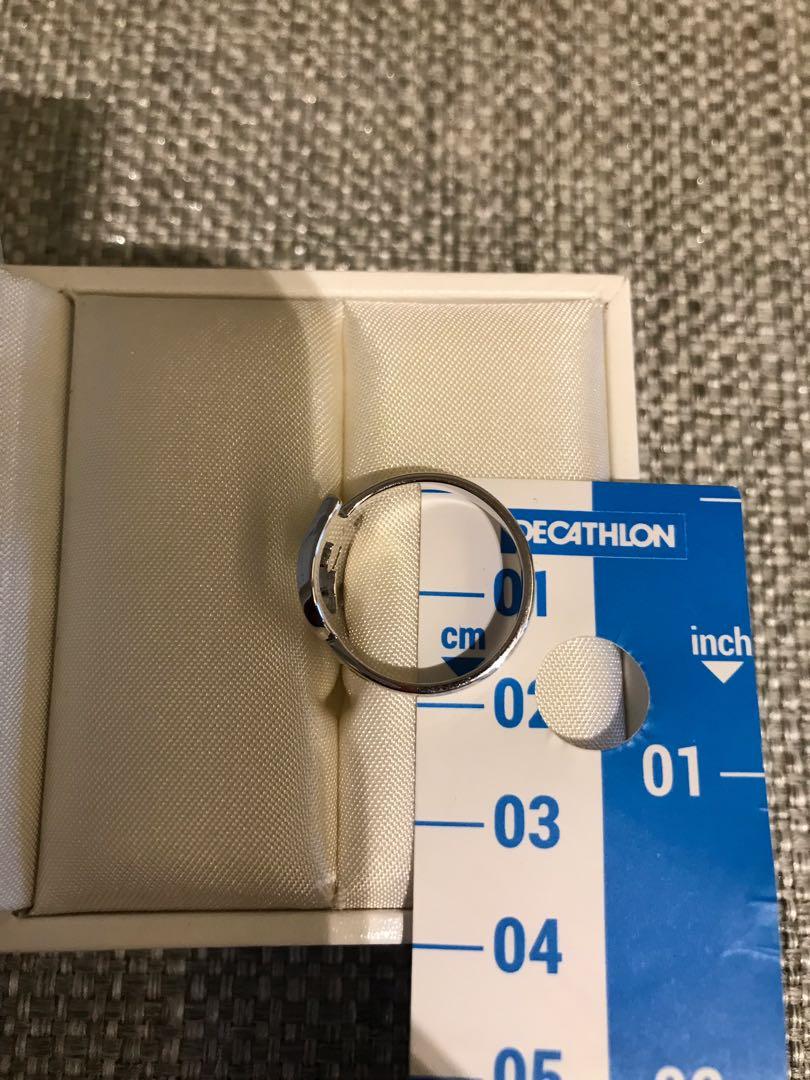 Christian Dior ring, Women's Fashion, Jewelry & Organisers, Body