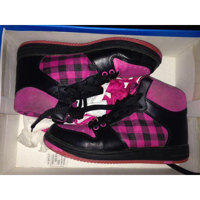 dc checkered shoes