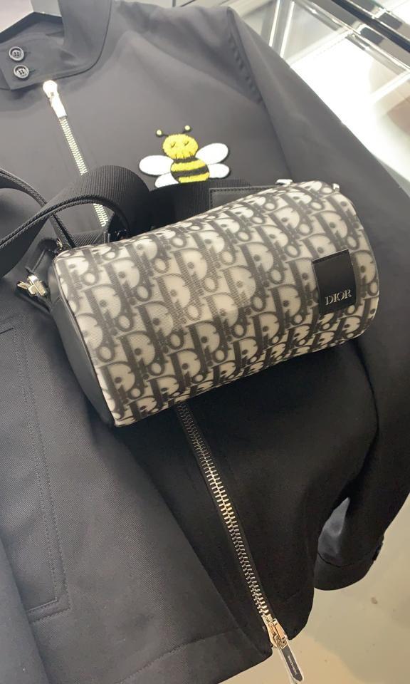 dior oblique roller shoulder bag