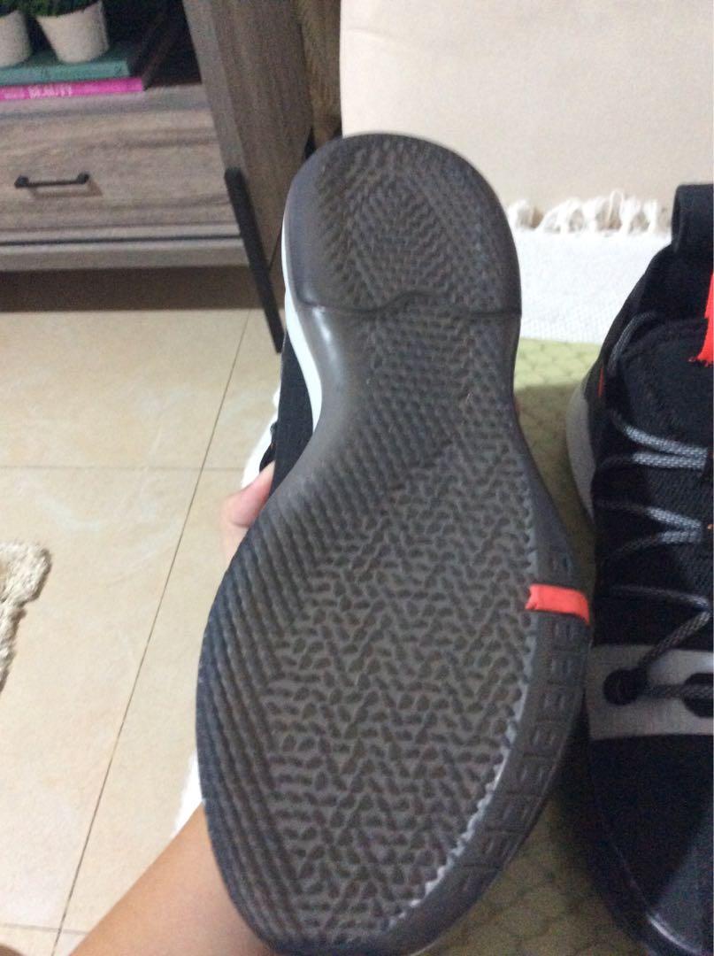 Kobe AD Exodus Black Sail