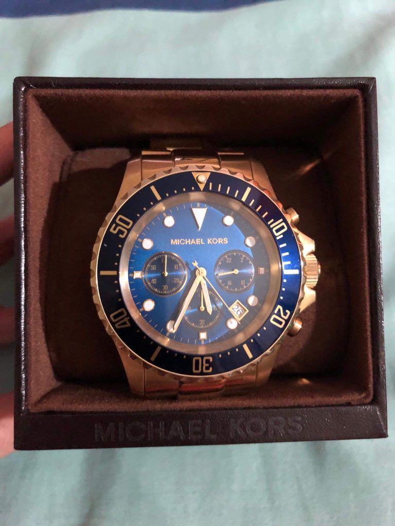 Michael Kors Everest Chronograph Navy Gold-tone MK8267, Luxury, Watches on Carousell