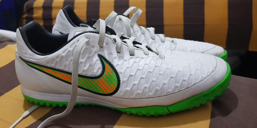 nike magista 44