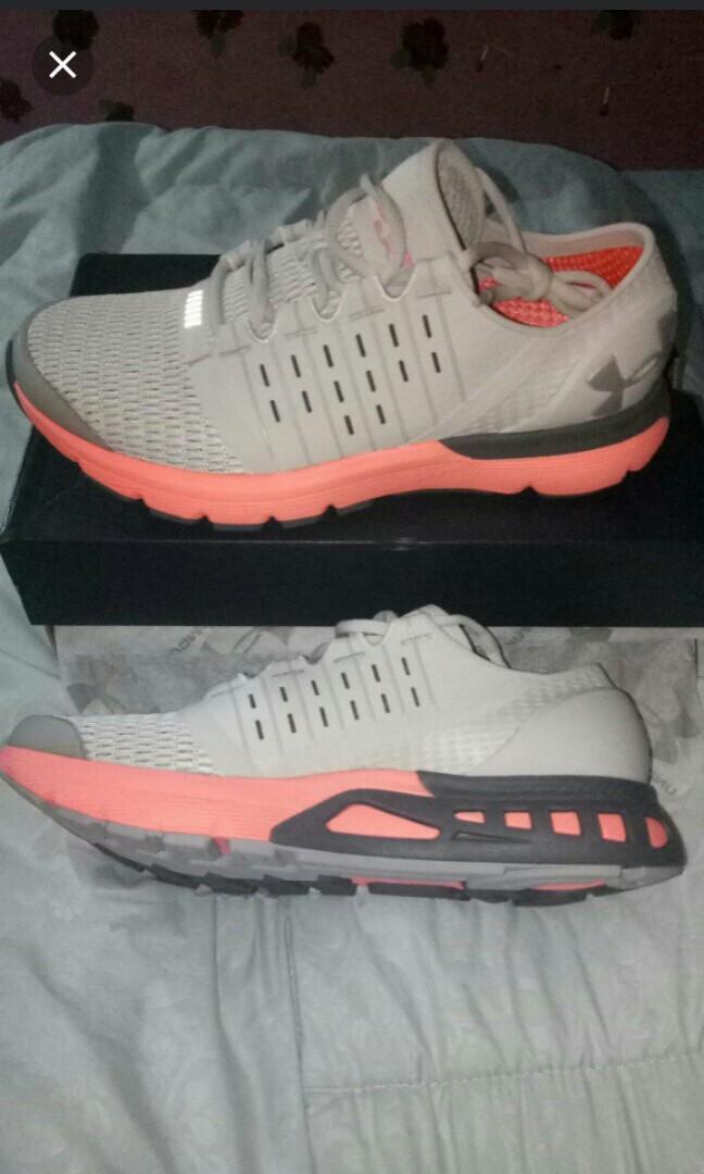 sepatu under armour wanita