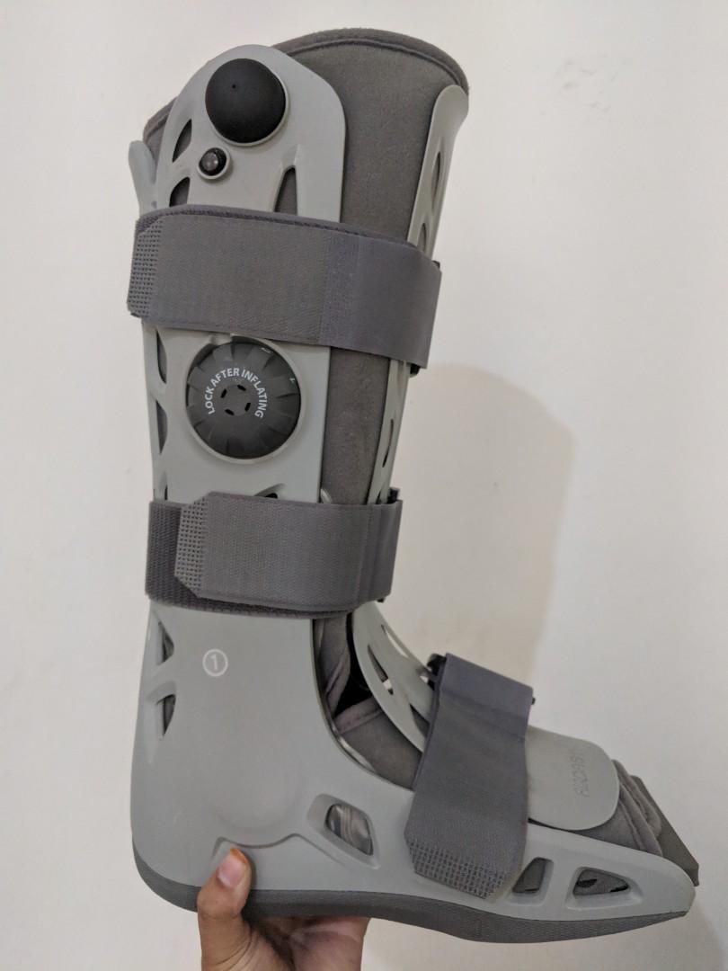 Standard Aircast AirSelect Walker Brace/Walking Boot, Health