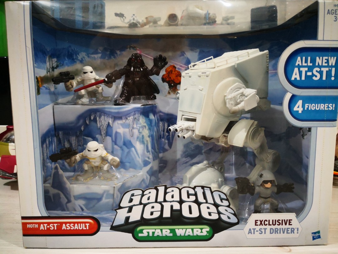 Playskool Star Wars Galactic Heroes Exclusive Hoth AT AT Driver