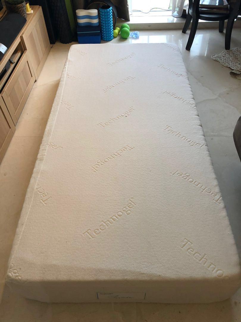 Technogel Azzuro Single Mattress Furniture Beds Mattresses On Carousell