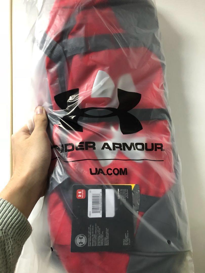 red under armour duffle bag