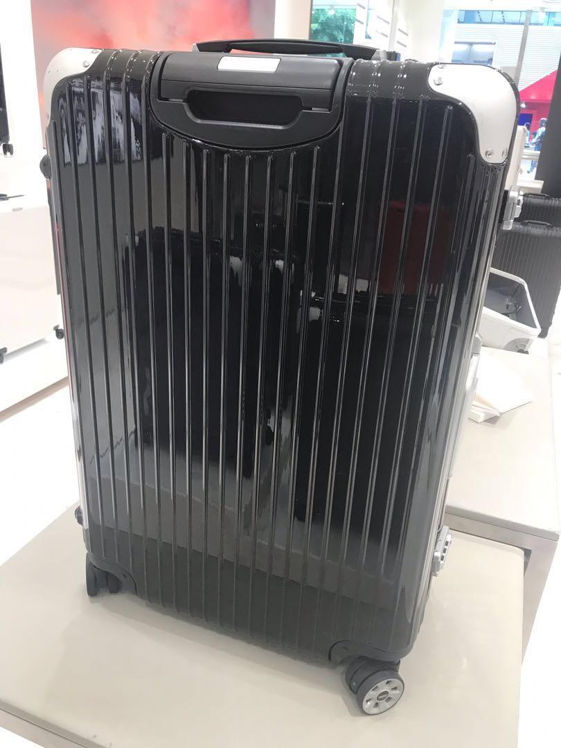 rimowa 30 inch