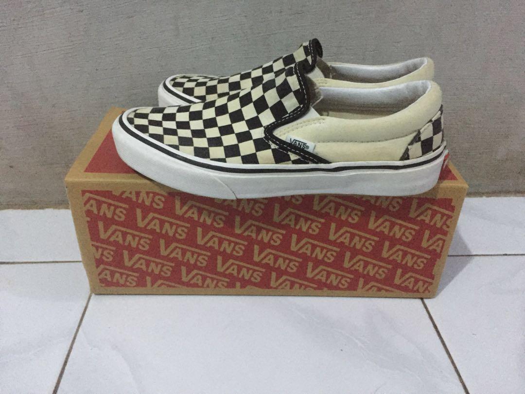 vans slip on checkerboard indonesia