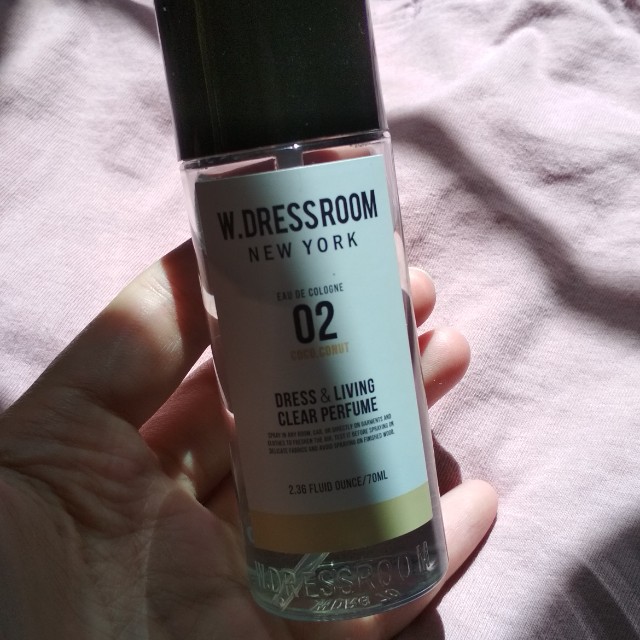 W hotsell dressroom coconut