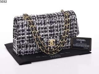 C Tweed Classic