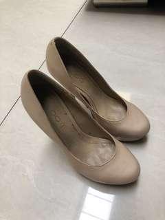 Aldo Nude Heels