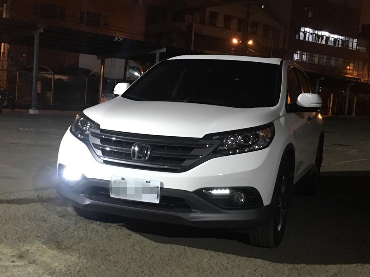 14本田crv 白2 4 中階跑6萬熱門車中古車二手車 汽車 汽車出售在旋轉拍賣