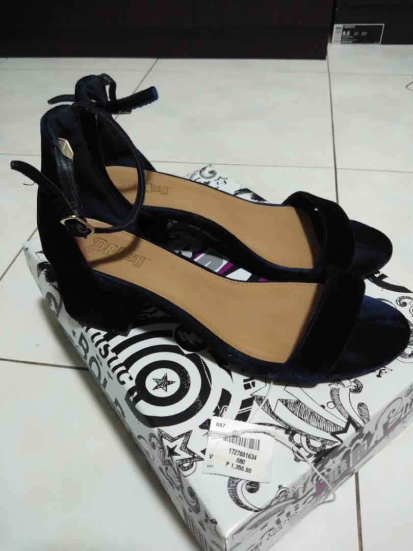 payless block heels