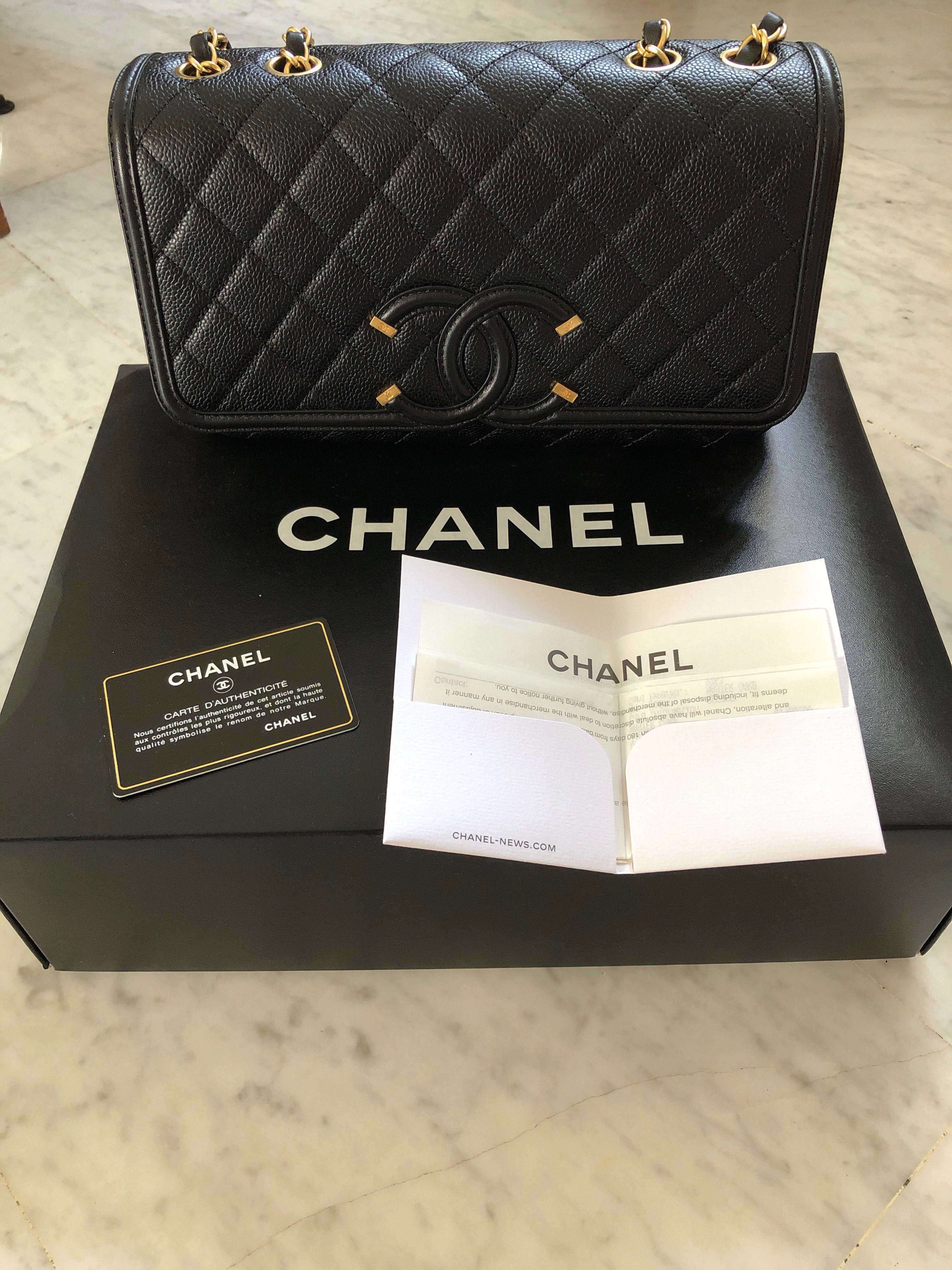 Chanel CC Filigree Flap Bag, Luxury, Bags & Wallets on Carousell