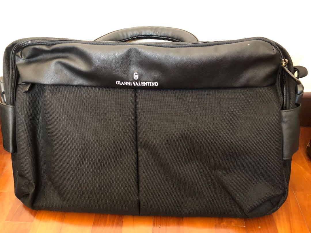 Gianni valentino bag clearance