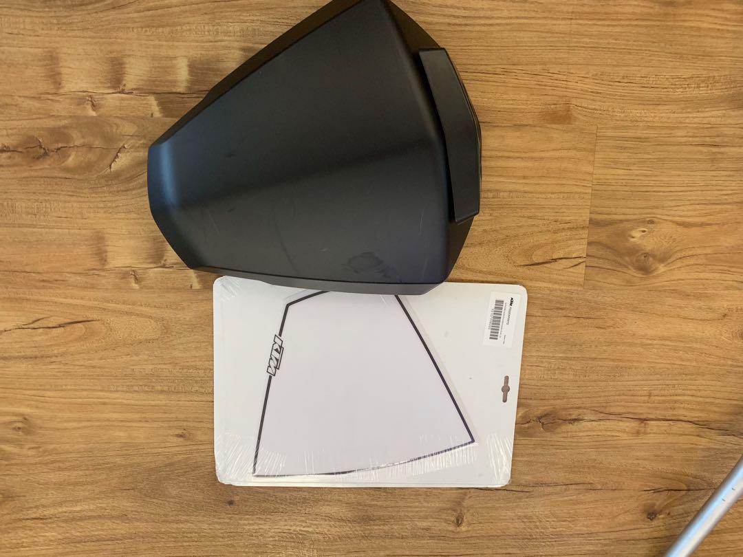 Ktm duke 200 original pillion seat cover Motorcycles Motorcycle