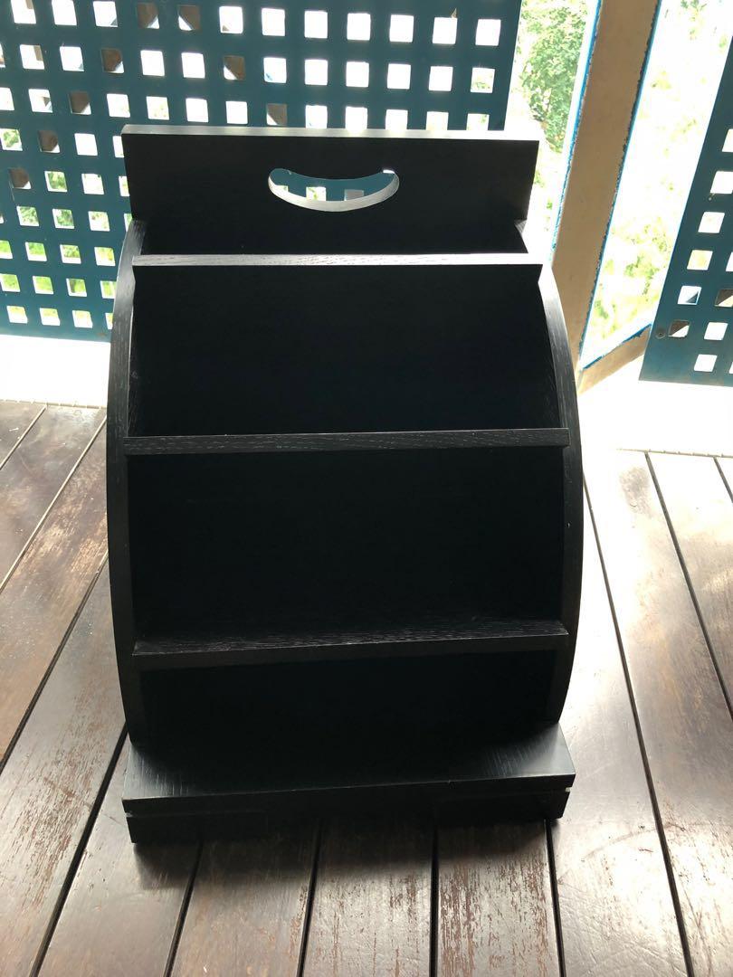 Wooden Magazine Racks That Will Fly Off the Shelves