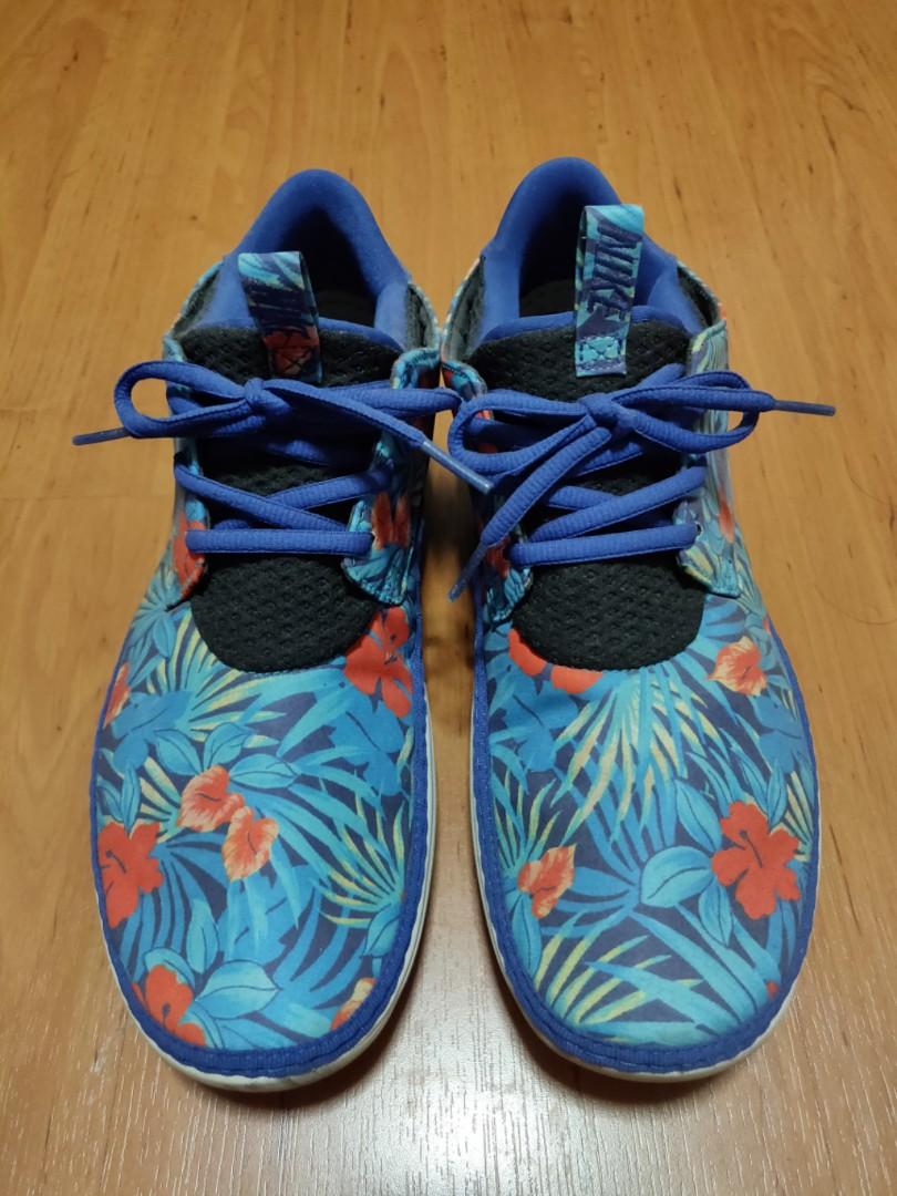 nike solarsoft moccasin floral