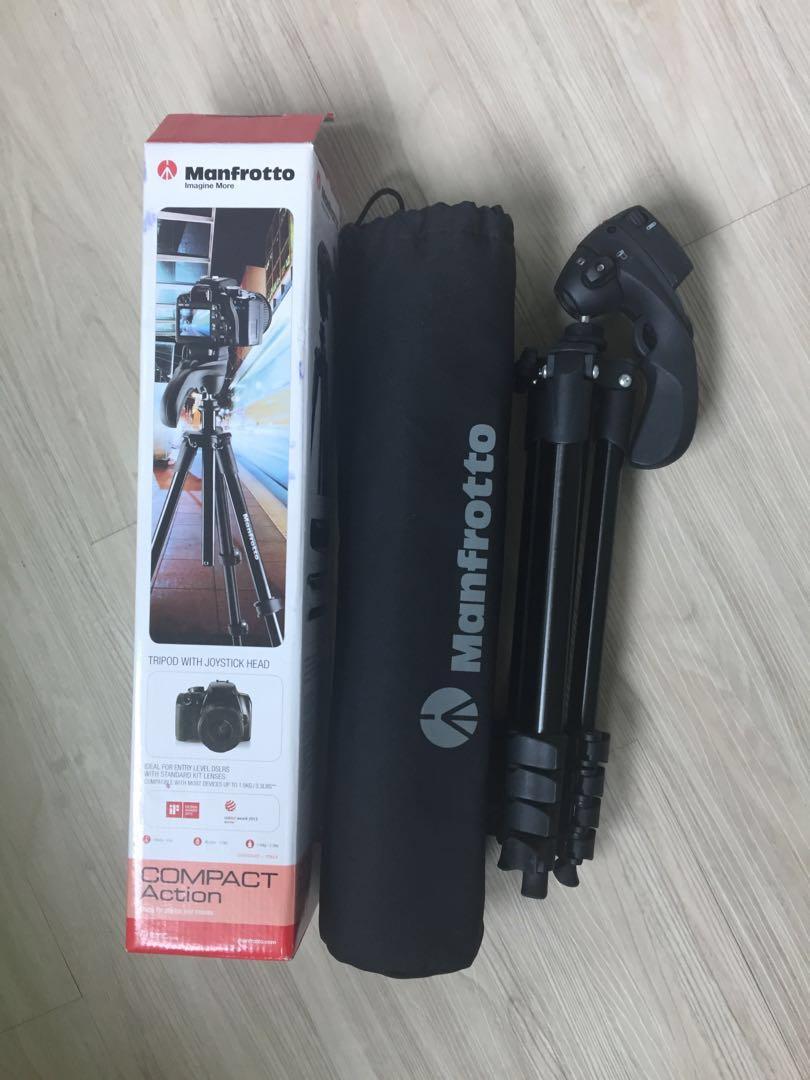 Nikon Coolpix P900 & Manfrotto tripod, Photography, Cameras on Carousell