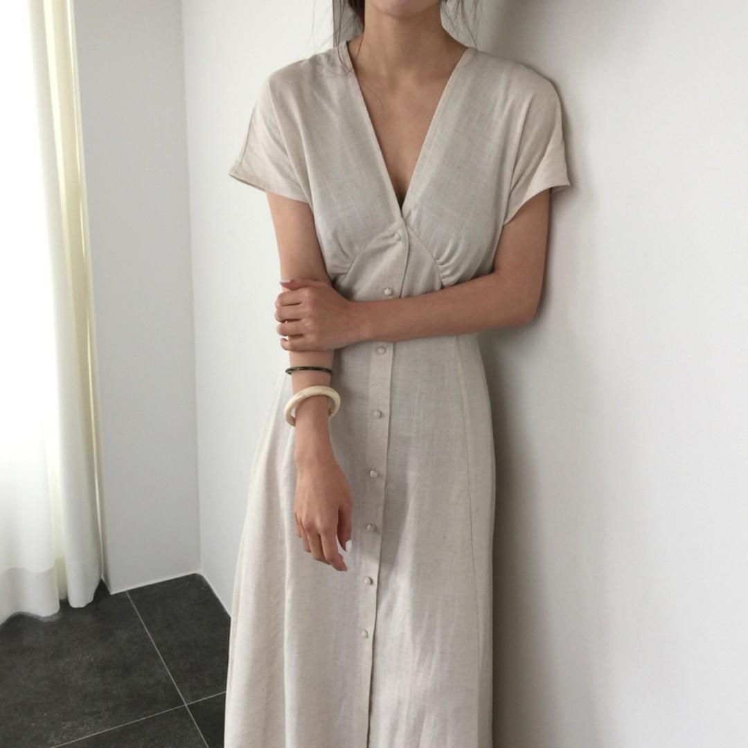 minimalist summer dress