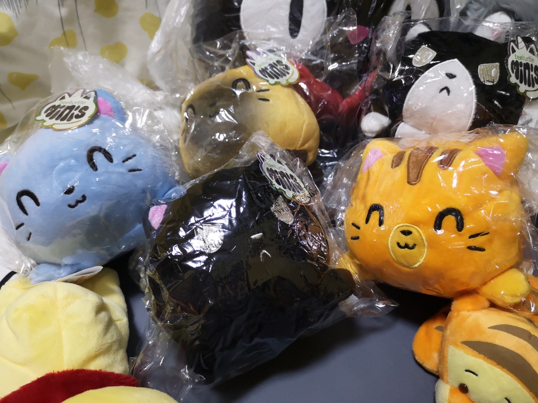 reversible plushies cat