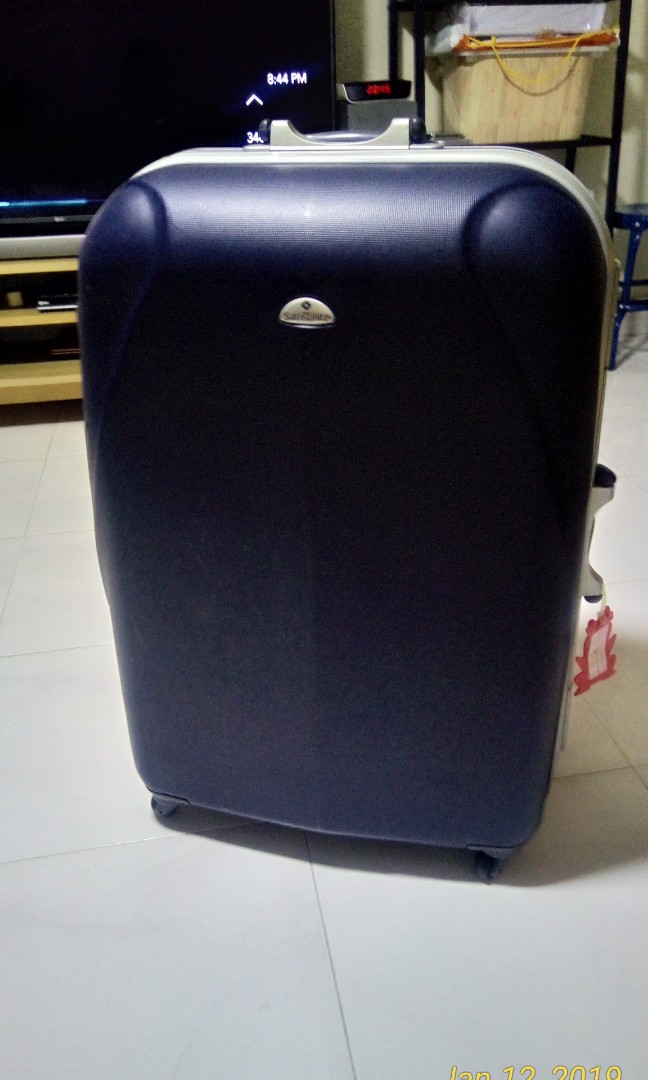 Samsonite hard case large luggage, Hobbies & Toys, Travel, Luggage on