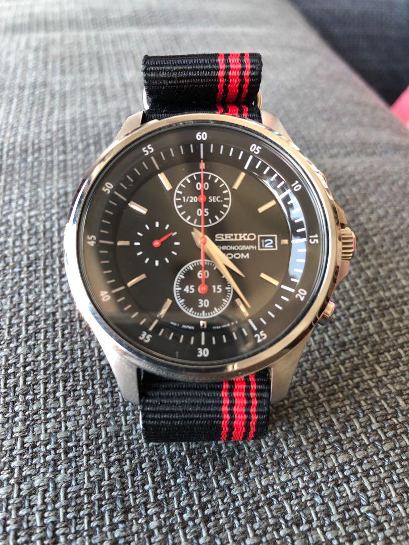 Seiko Chronograph 7T92-0ny0, Men's Fashion, Watches & Accessories, Watches  on Carousell