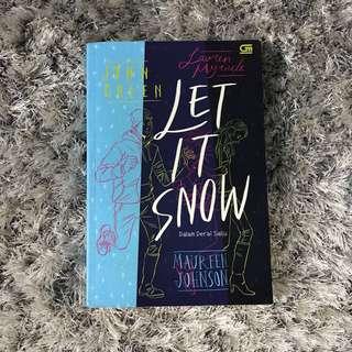 Let It Snow by Maureen Johnson