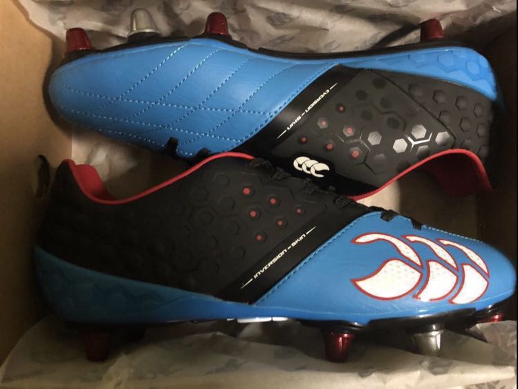 metal stud rugby boots