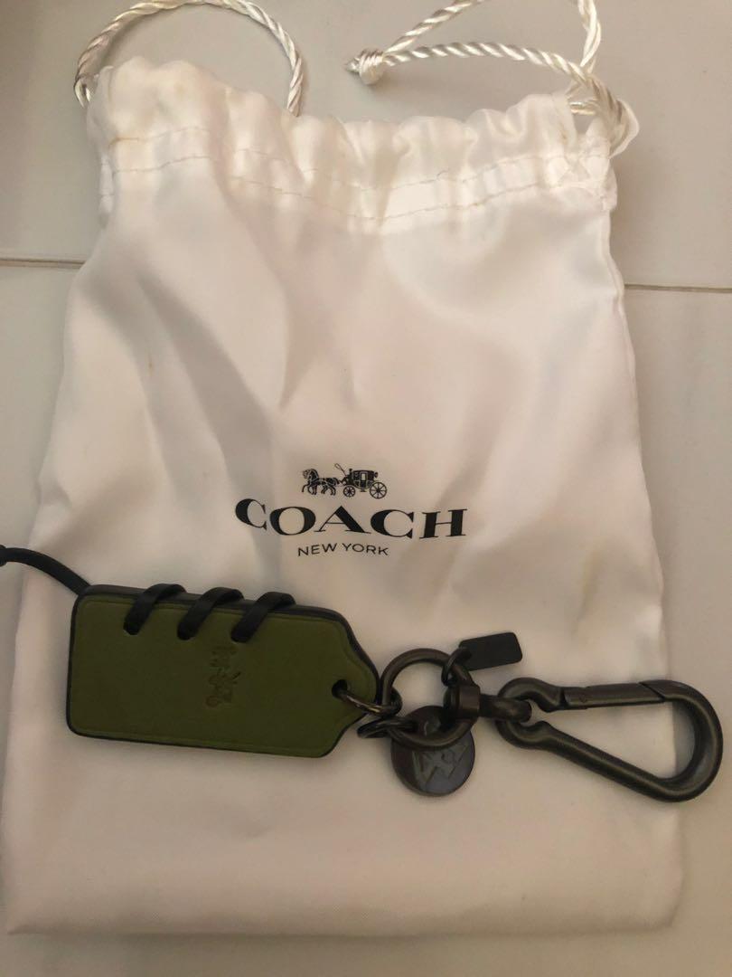 Coach skull keychain top