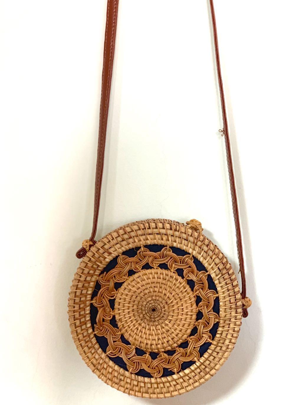 Sling bag sales circle