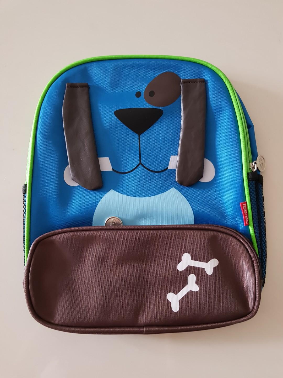 backpack with dog design