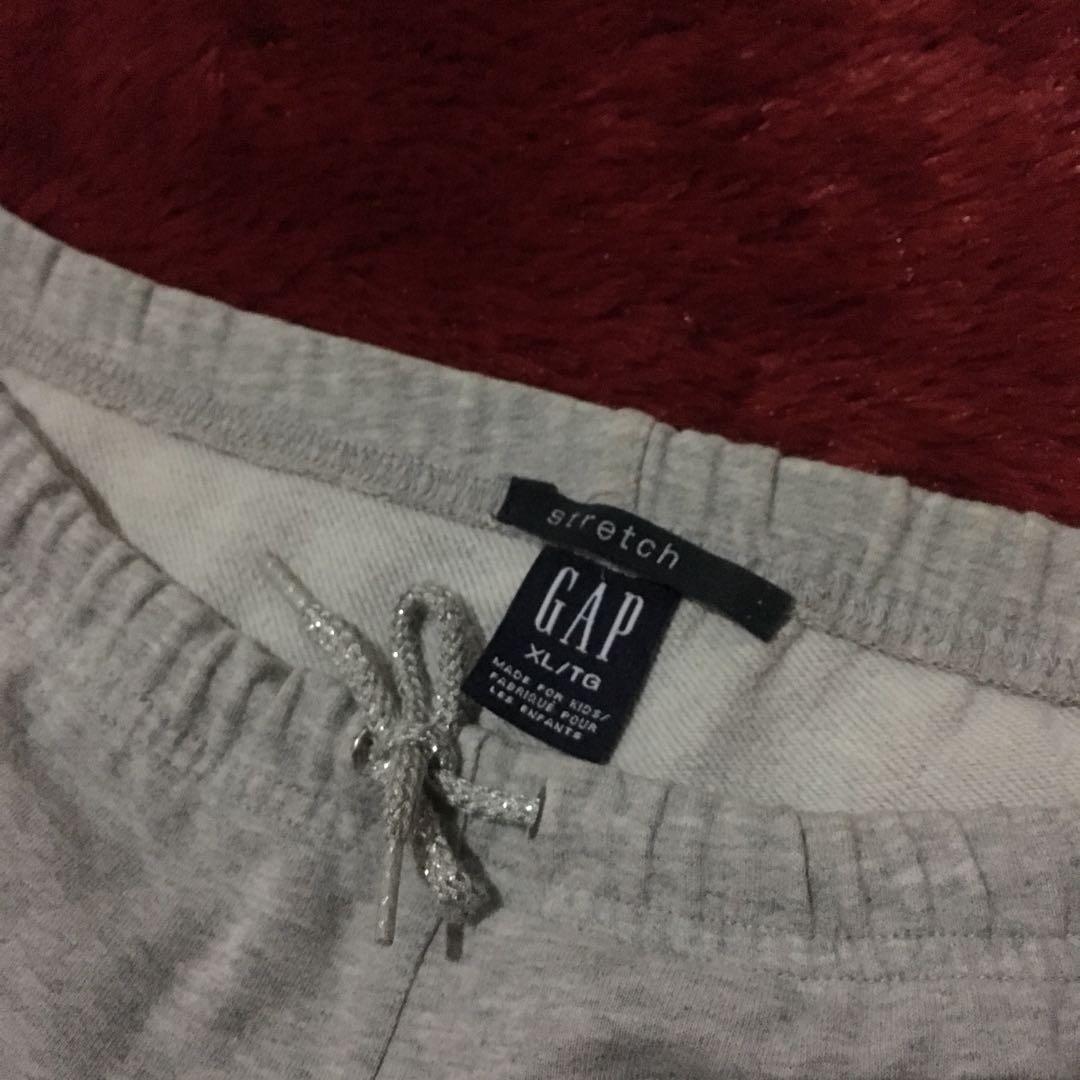 gap training pants