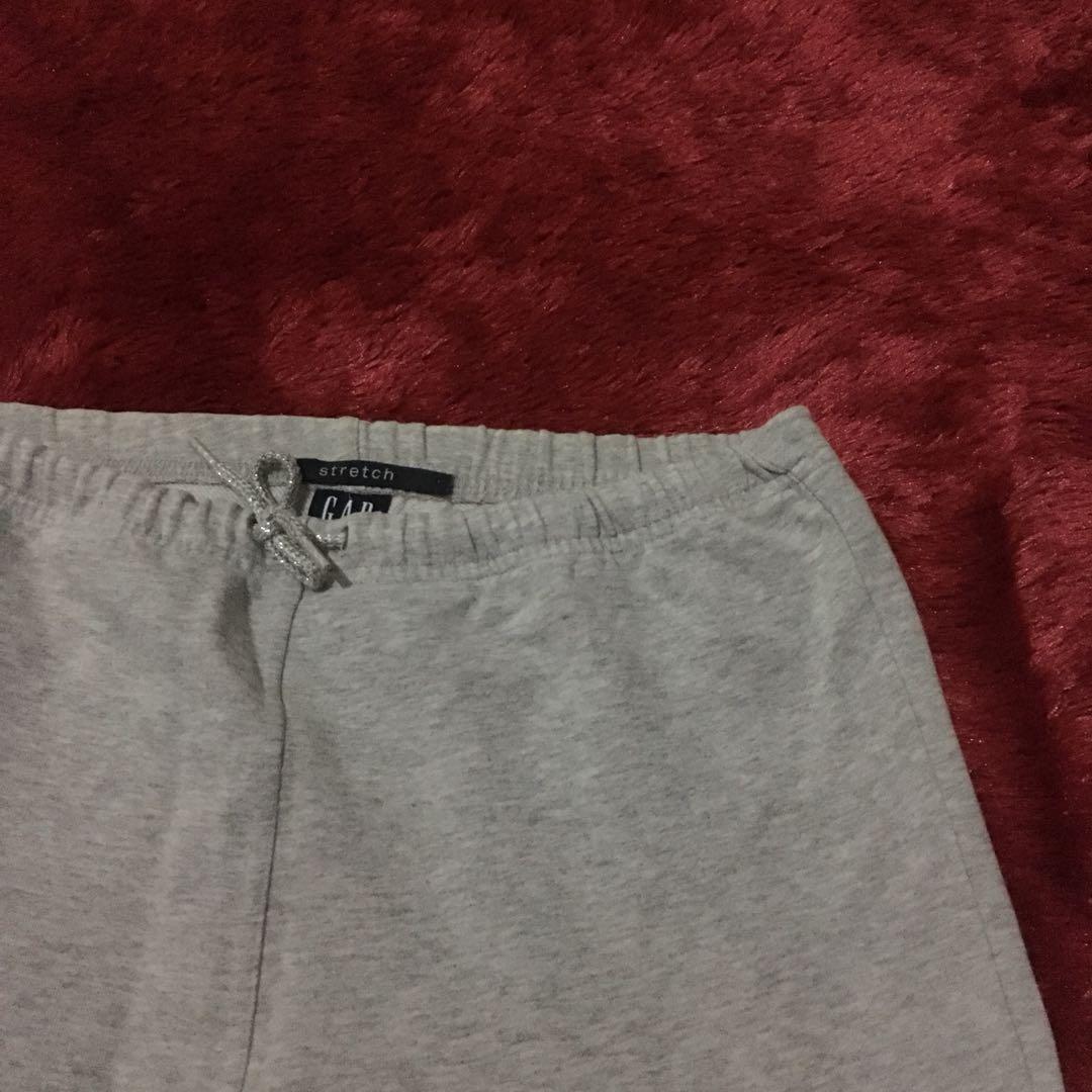 gap training pants