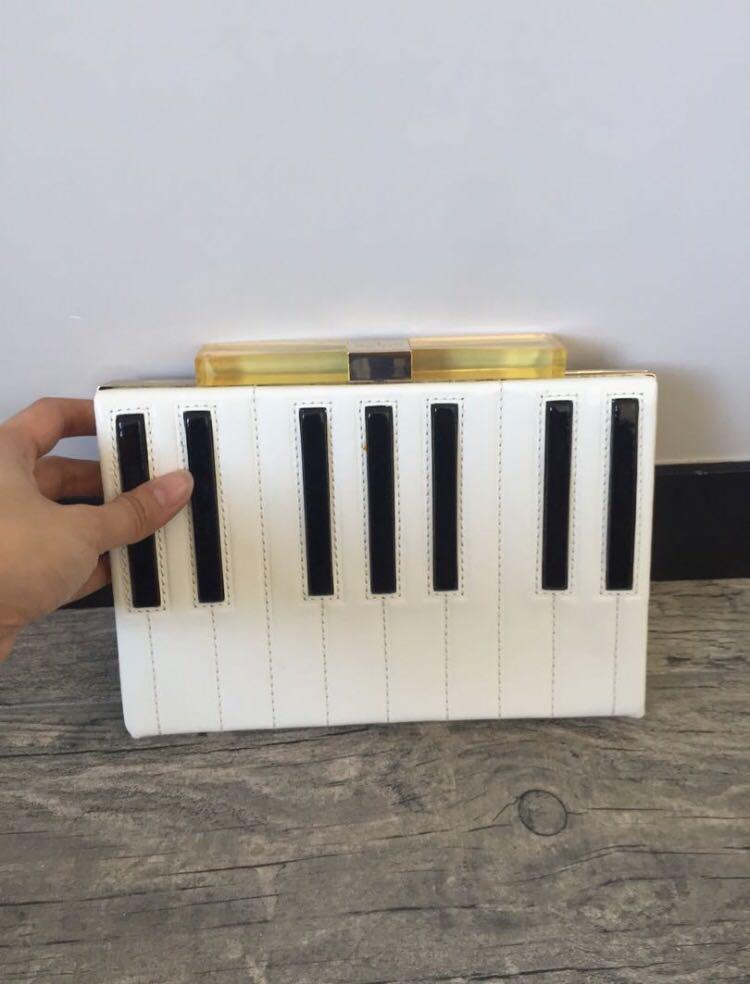 Kate spade hot sale piano clutch