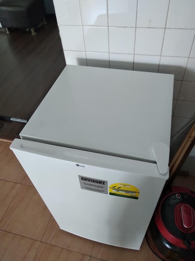 Lg Bar Fridge 90l Gl131sqw Tv Home Appliances Kitchen Appliances Refrigerators Freezers On Carousell