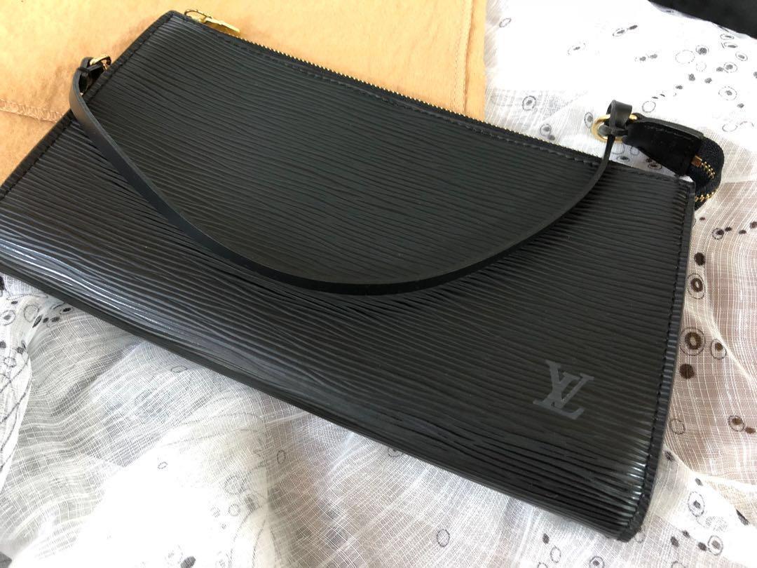 Black Louis Vuitton Epi Pochette Accessoires Baguette